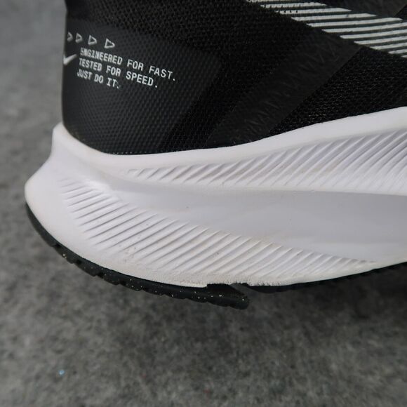 Nike Shoes Womens 9.5 Athletic Sneaker Quest 4 Running Trainer Black White Sport - Picture 13 of 16